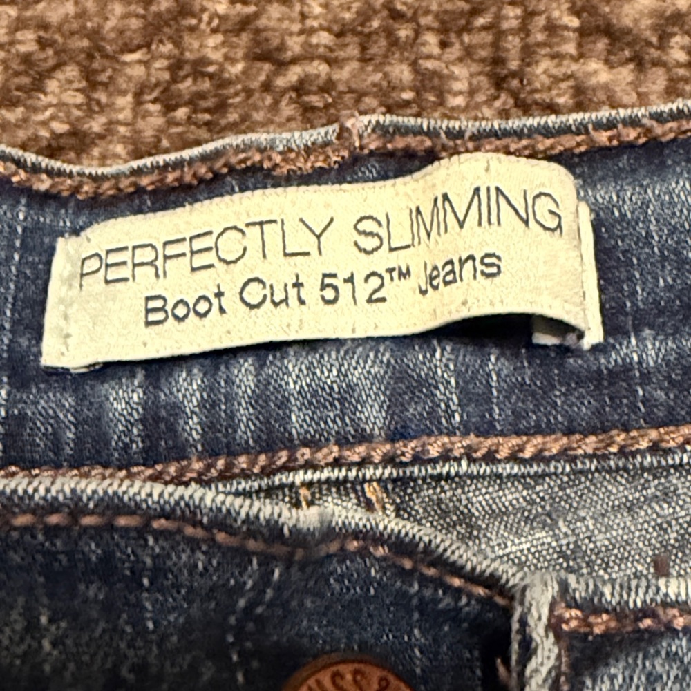 Levi's Perfectly Slimming Bootcut 512 Women's Jeans 14 Short - Picture 2 of 5
